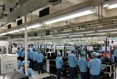 互聯網品牌扎堆線下渠道，卻為何還是干不過OPPO？